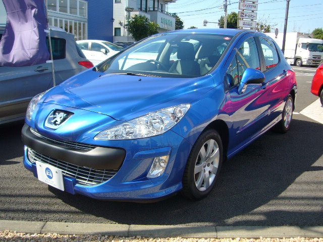 【特選中古車情報】３０８の６ＡＴ入荷！