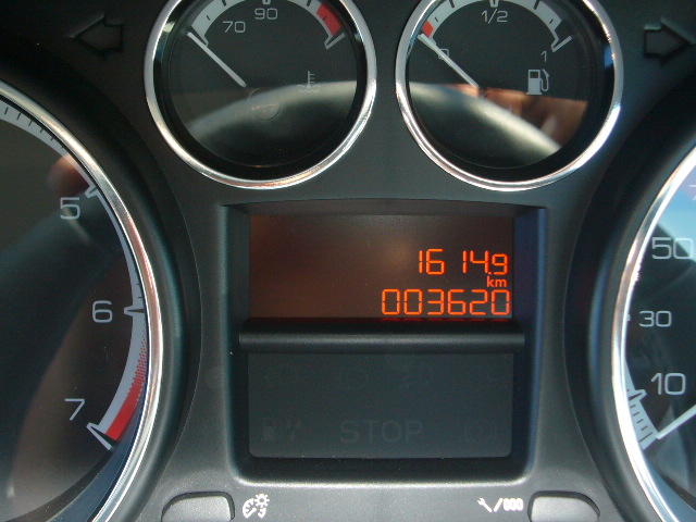 【特選中古車情報】３０８の６ＡＴ入荷！