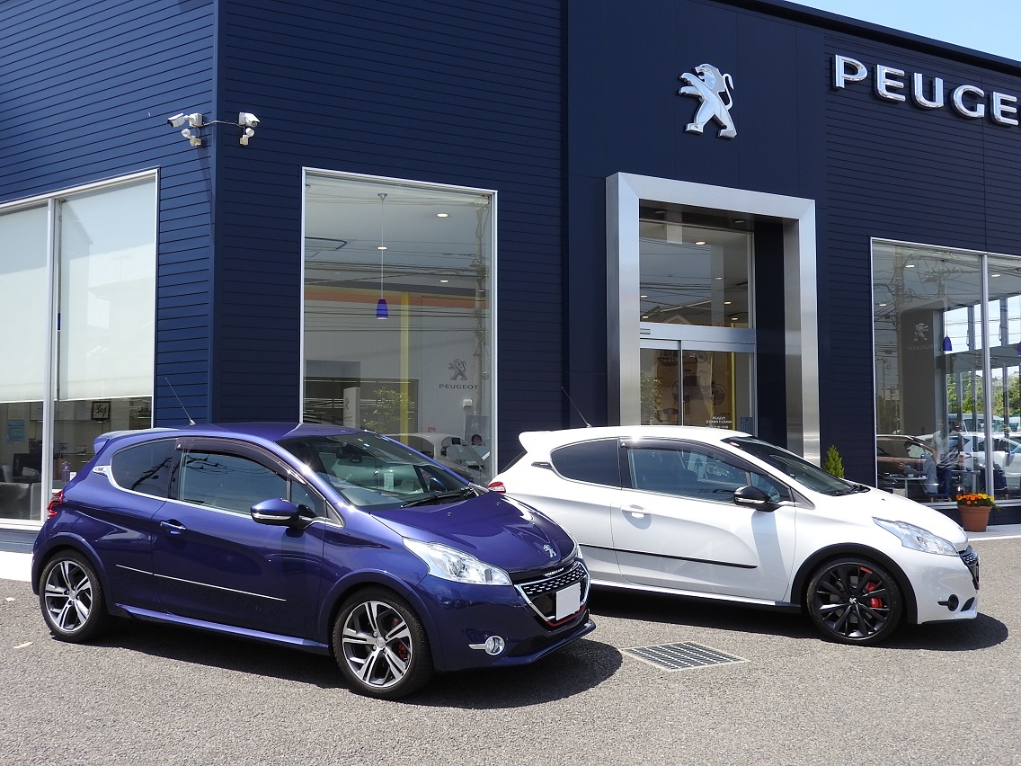 208GTI 30th ご納車第一号！
