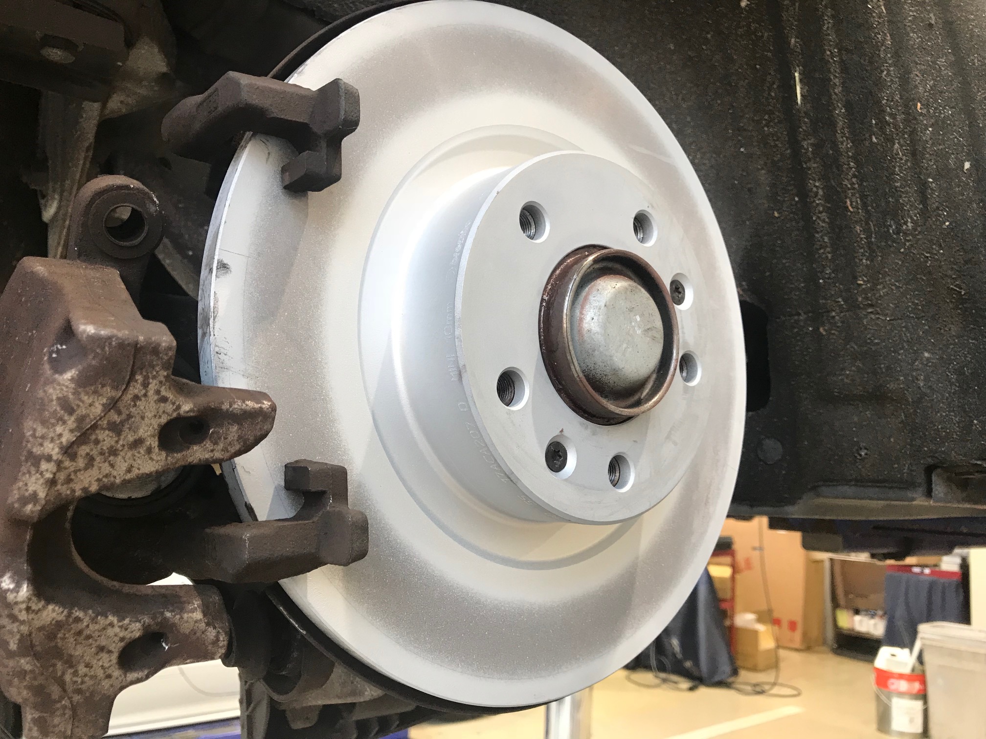 ブレーキのジャダーとは？