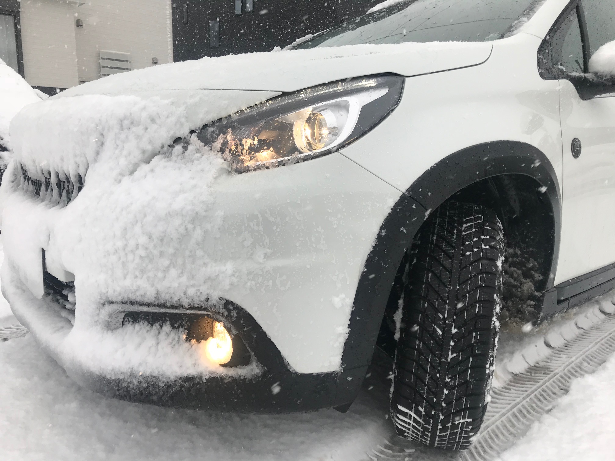 冬タイヤへ交換する方が増えてます。